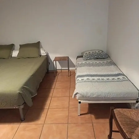 Appartement Plein Pied Dans Maison De Caractère Montjaux
